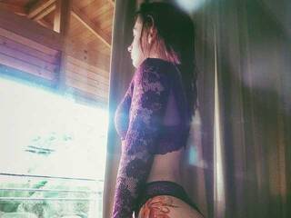 エロティックなビデオチャット Heiley2020