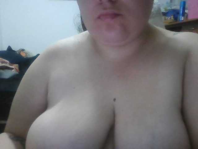 ブロードキャストスクリーンショット Helennlondonn