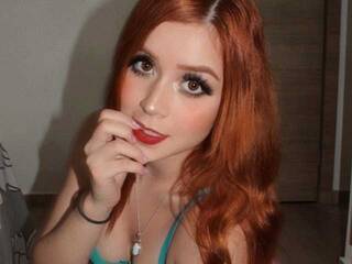 エロティックなビデオチャット HelinaRed