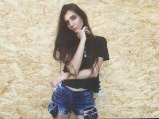 エロティックなビデオチャット Hellana