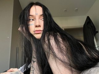 エロティックなビデオチャット heyitskira