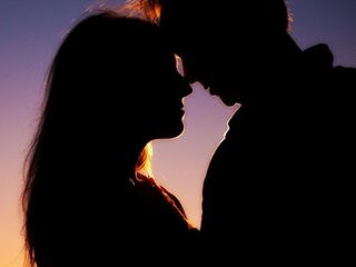 エロティックなビデオチャット HiddenDesires