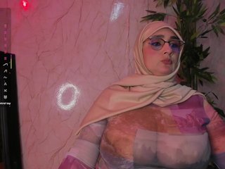 エロティックなビデオチャット HijabiMilf