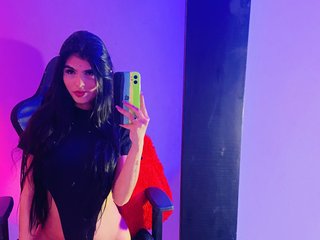 エロティックなビデオチャット HilaryRios