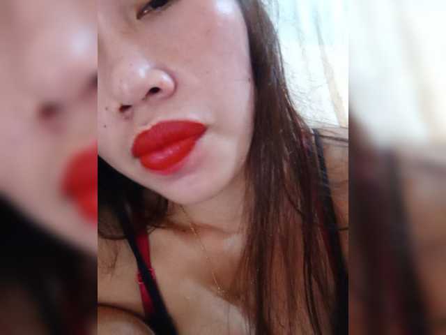 ブロードキャストスクリーンショット holly-hooter