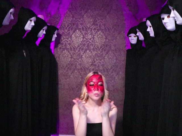 ブロードキャストスクリーンショット HollyEmily