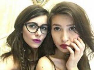 エロティックなビデオチャット hollykris