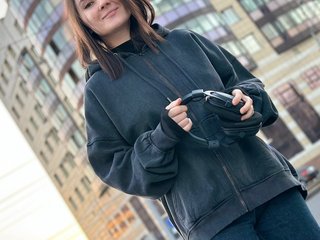 エロティックなビデオチャット hollymorozova