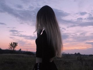 エロティックなビデオチャット Honey-Alexa