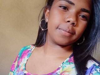 エロティックなビデオチャット Honeyhoney3