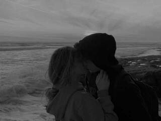 エロティックなビデオチャット PartyShow