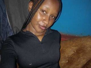 エロティックなビデオチャット Hornycee2