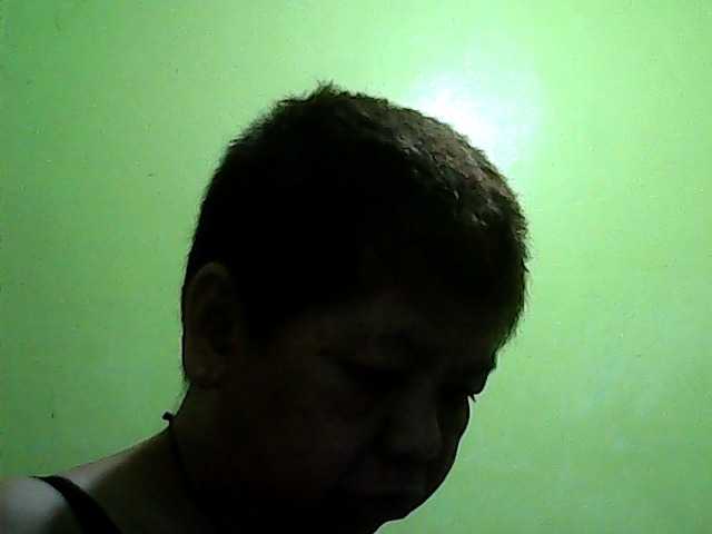 ブロードキャストスクリーンショット HornyGranny