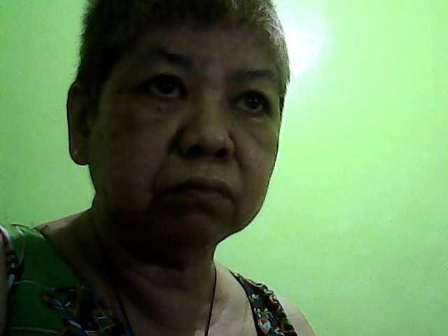 ブロードキャストスクリーンショット HornyGranny