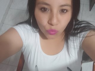 エロティックなビデオチャット Hot4mommy