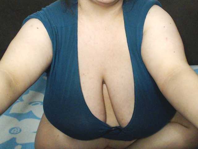 写真 hotbbwboobs Hi guys. I'm new here. Make me happy #40 flash boobs #50 oil lotion on boobs #60 flash ass #80 flash pussy #100 Snapchat #150 naked #170 finger pussy #200 Dildo in pussy