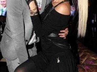 エロティックなビデオチャット hotblondemilf