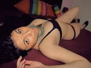 エロティックなビデオチャット hotkhaleesi