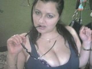 エロティックなビデオチャット hotladynaty