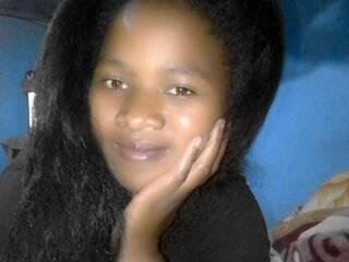 エロティックなビデオチャット Hotpussy10