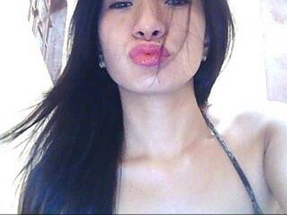 エロティックなビデオチャット HotSweetDoll