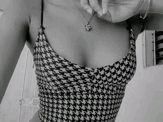 エロティックなビデオチャット HottNaughtybeb