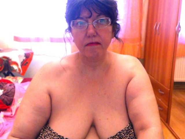 ブロードキャストスクリーンショット HugeTitsXXX