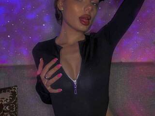 エロティックなビデオチャット ilsiyara