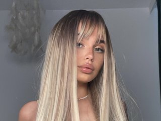 エロティックなビデオチャット ImCatia