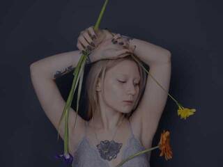 エロティックなビデオチャット ImogenEvans