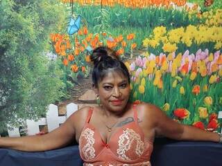 エロティックなビデオチャット indianbarbiedoll