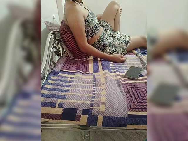 ブロードキャストスクリーンショット Indianwife