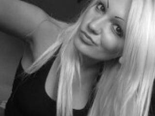 エロティックなビデオチャット indiranna