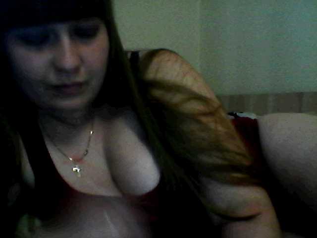 ブロードキャストスクリーンショット inessasexy