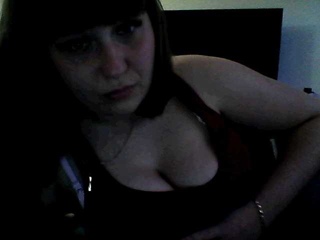 ブロードキャストスクリーンショット inessasexy