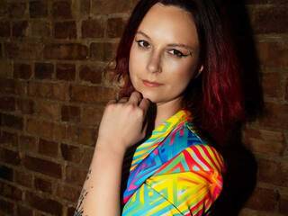 エロティックなビデオチャット InezLove