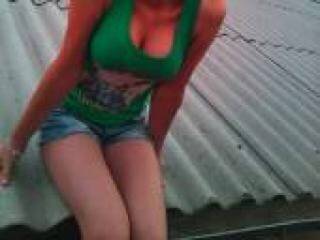 エロティックなビデオチャット infinity23