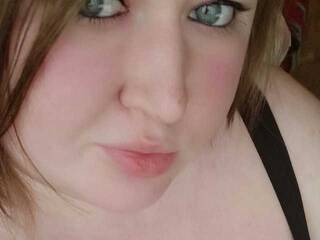 エロティックなビデオチャット IngaPleasure