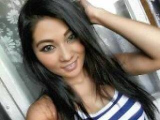 エロティックなビデオチャット innocetkat