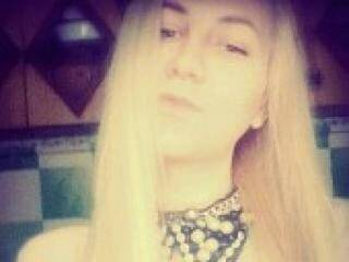 エロティックなビデオチャット intrizheenn