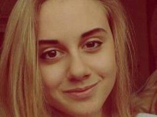 エロティックなビデオチャット irenadler