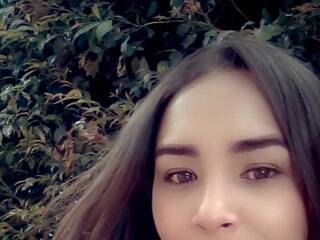 エロティックなビデオチャット IrisBonnyRc