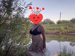 エロティックなビデオチャット Iriska2025