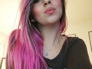 エロティックなビデオチャット Miagadner1