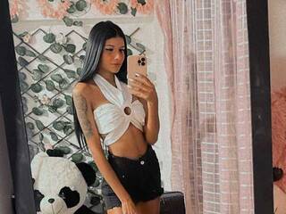 エロティックなビデオチャット Isa-becc