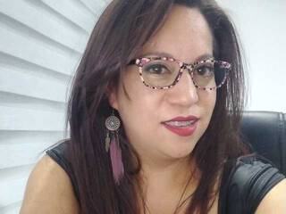 エロティックなビデオチャット IsaArcel