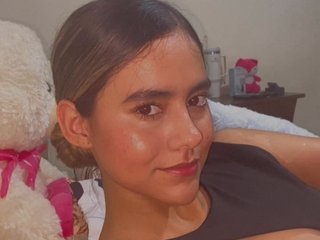 エロティックなビデオチャット IsabellaClarkeC