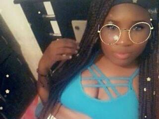 エロティックなビデオチャット isacarson6