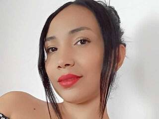 エロティックなビデオチャット IsisFox