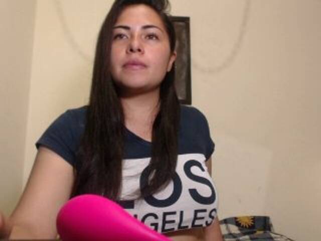 ブロードキャストスクリーンショット IvetteNelson